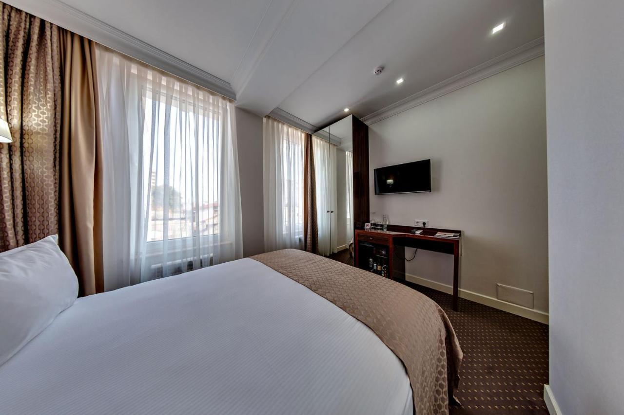 London Boutique Hotel Chisinau Luaran gambar